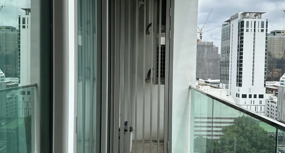 For rent 2 bedrooms condo in Bang Rak, Bangkok