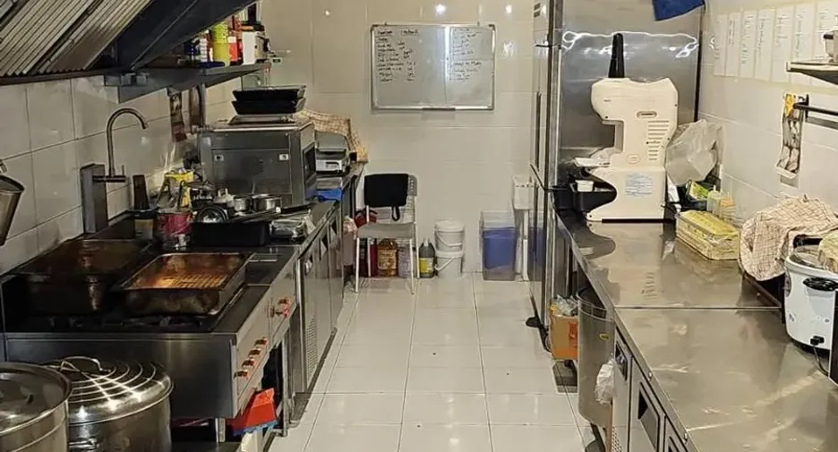 For rent retail Space in Watthana, Bangkok