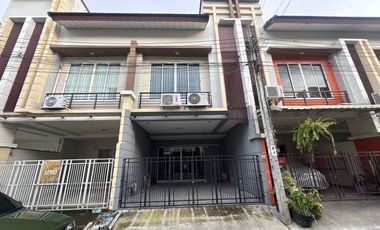 For rent 3 bedrooms townhouse in Min Buri, Bangkok