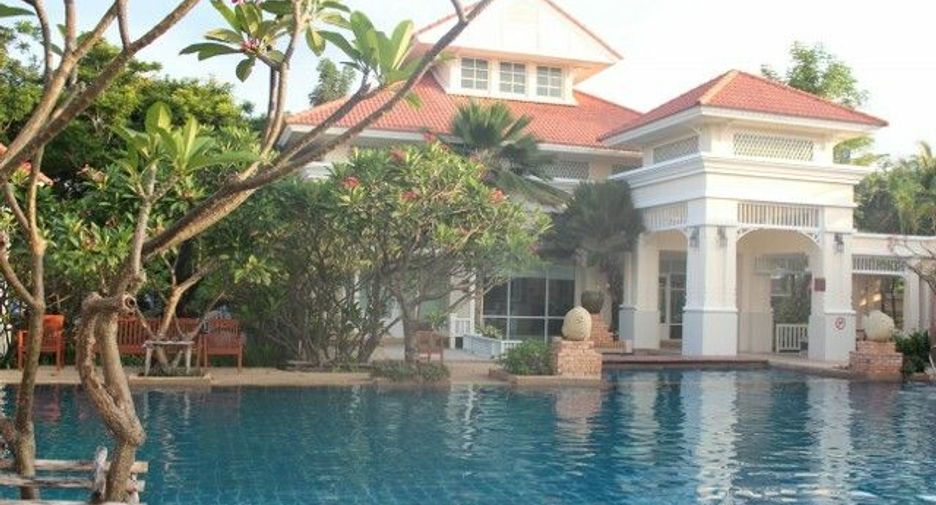 For sale and for rent 3 bedrooms house in Prawet, Bangkok