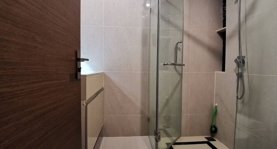 Продажа и аренда 2 спальни кондо в Сатхон, Бангкок