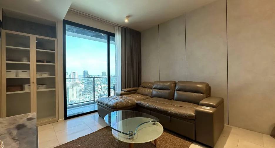 For rent 2 bedrooms condo in Sathon, Bangkok