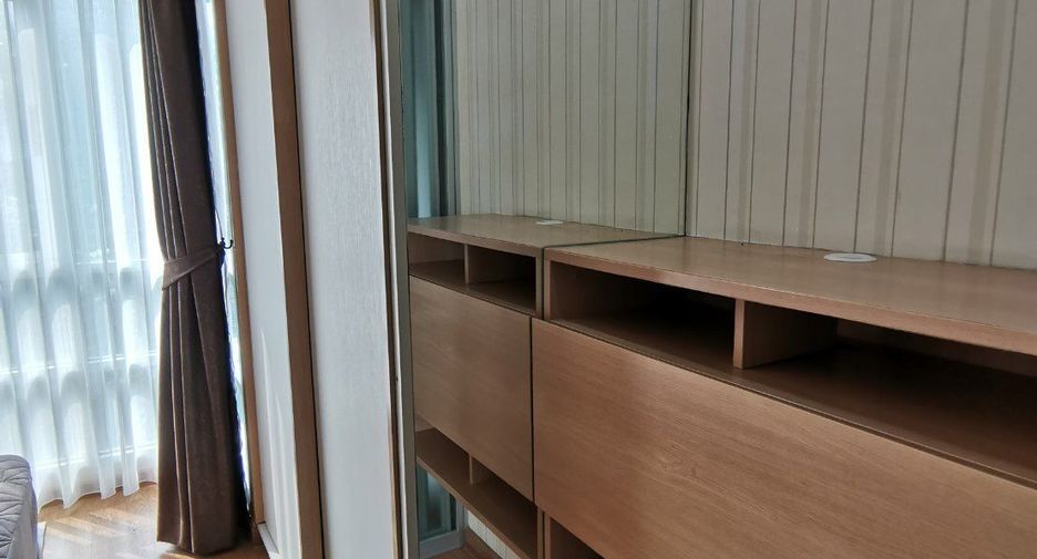 For rent 1 bed condo in Huai Khwang, Bangkok