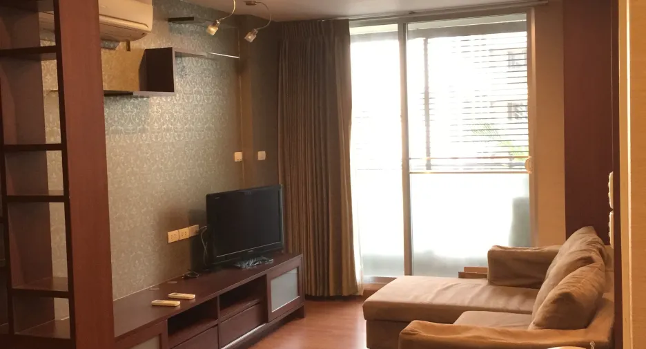 For rent 1 bed condo in Phaya Thai, Bangkok