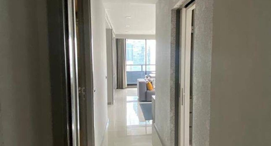 Wohnung zur Miete mit 2 Zimmer in Bang Rak, Bangkok