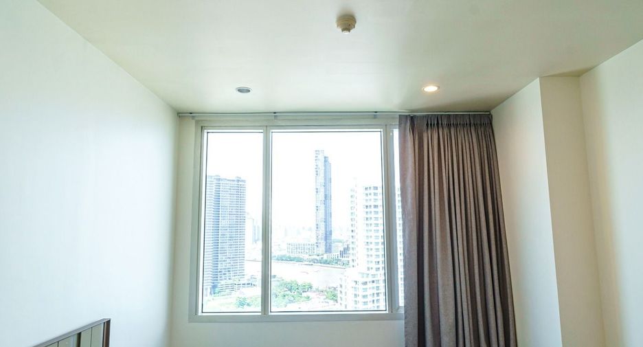 For rent 3 bedrooms condo in Bang Kho Laem, Bangkok