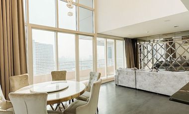 For rent 3 bedrooms condo in Bang Kho Laem, Bangkok