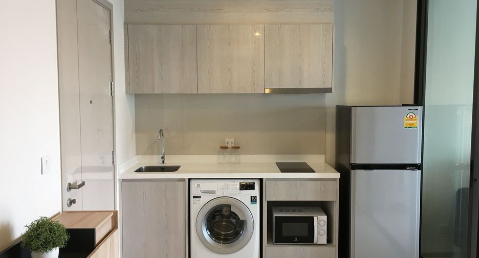Condo en alquiler de 1 habitaciones en Khlong Toei, Bangkok