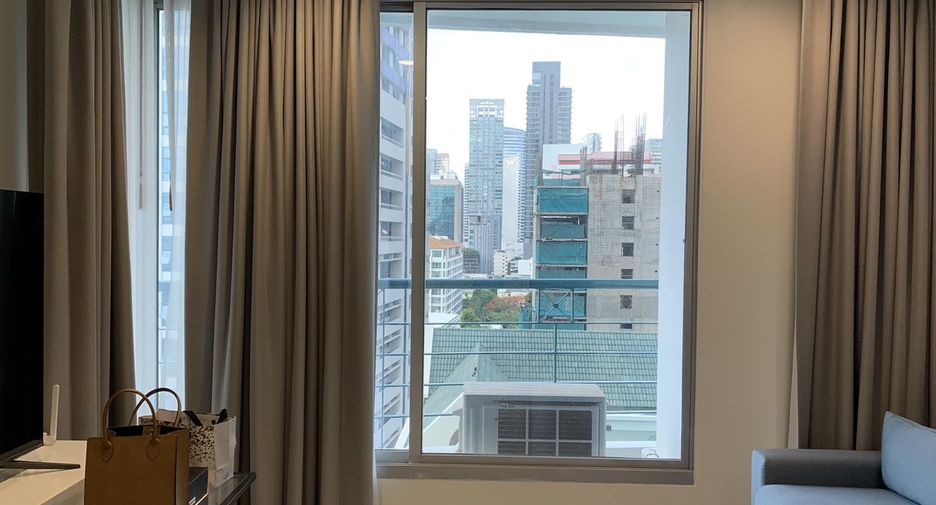 For rent 2 bedrooms condo in Sathon, Bangkok