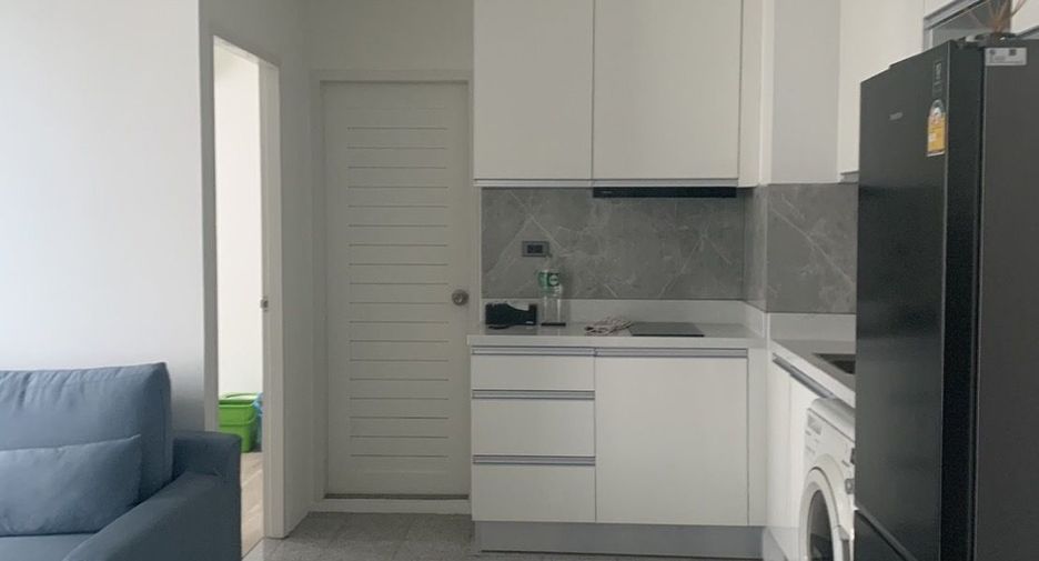 For rent 2 bedrooms condo in Sathon, Bangkok