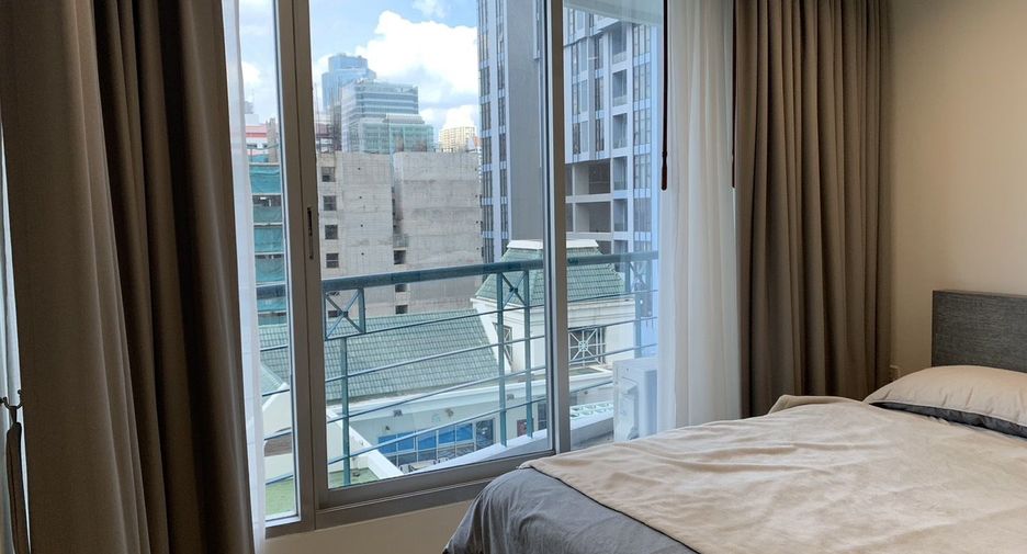 For rent 2 bedrooms condo in Sathon, Bangkok