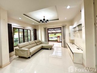 For rent 3 bedrooms house in Khan Na Yao, Bangkok