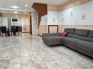 Reihenhaus zur Miete mit 3 Zimmer in Suan Luang, Bangkok