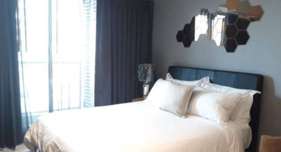 For rent studio condo in Khlong Toei, Bangkok