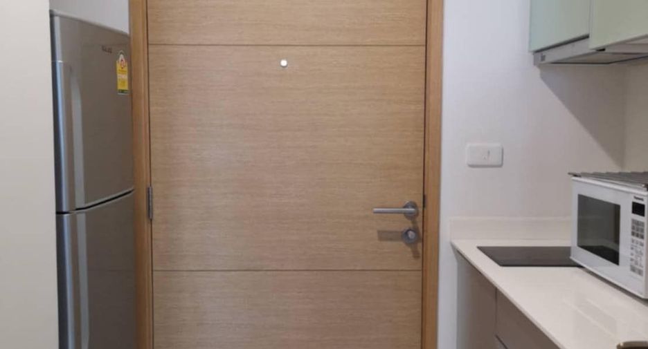 For rent studio condo in Khlong Toei, Bangkok