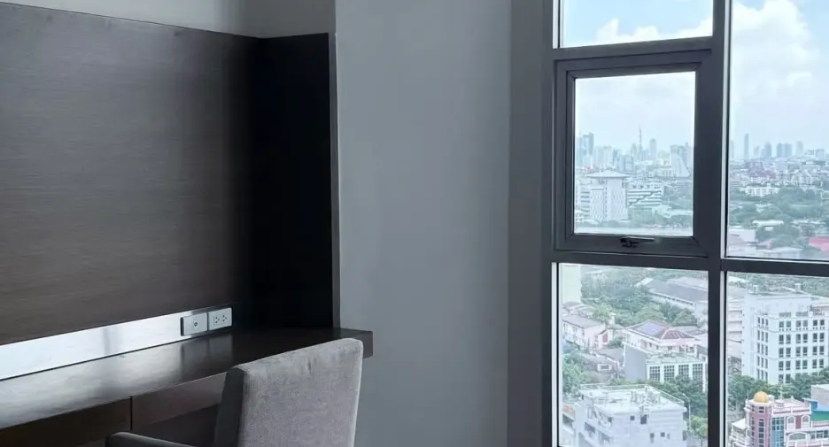 For rent 2 bedrooms condo in Sathon, Bangkok