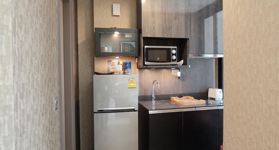 For rent studio condo in Bang Rak, Bangkok