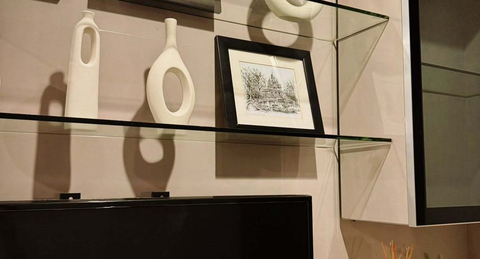 For rent 2 bedrooms condo in Phaya Thai, Bangkok