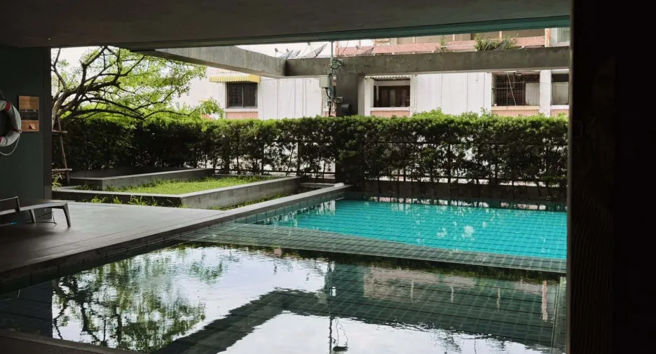 For rent 2 bedrooms condo in Phaya Thai, Bangkok