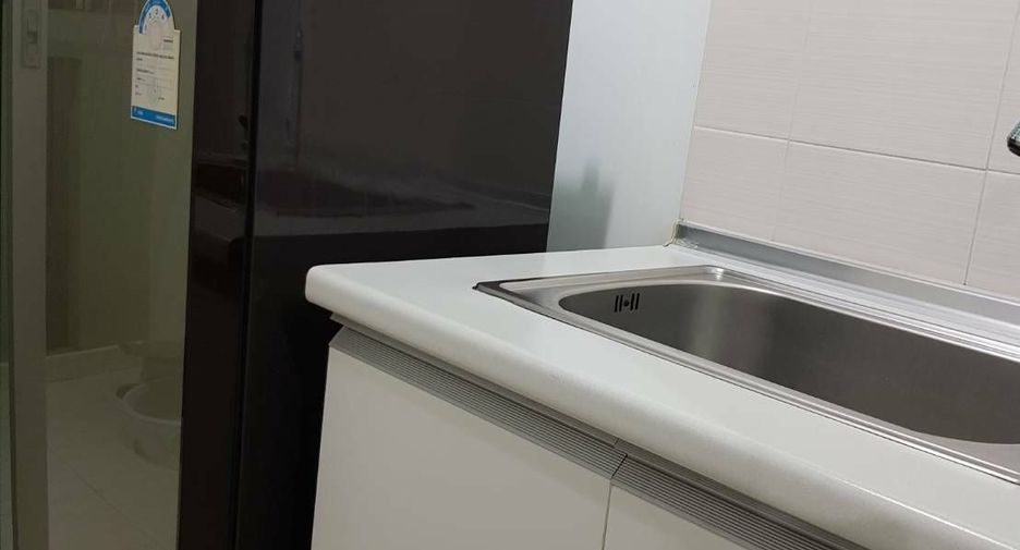 For rent 1 bed condo in Huai Khwang, Bangkok