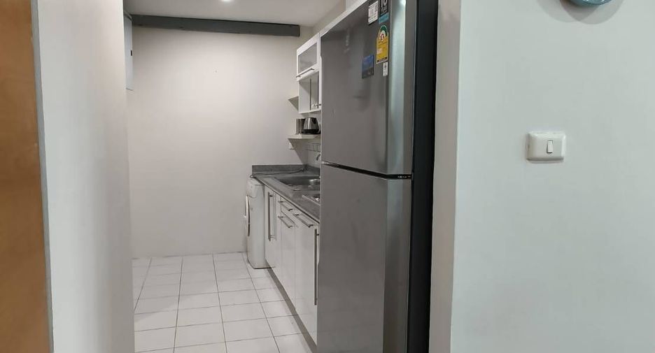 ให้เช่า 3 ห้องนอน คอนโด ใน วัฒนา, กรุงเทพฯ