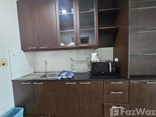 Wohnung zur Miete mit Studio in Bang Rak, Bangkok