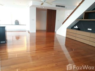 For rent 3 bedrooms condo in Khlong Toei, Bangkok