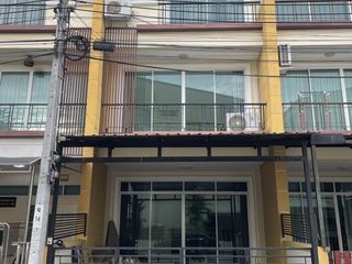 For rent 3 ベッドルーム townhouse in Min Buri, Bangkok