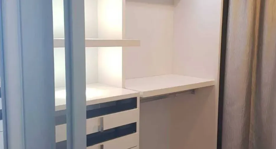 Condo en alquiler de 2 habitaciones en Sathon, Bangkok
