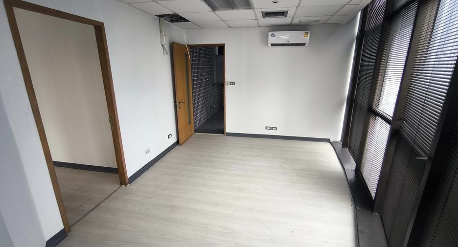 For rent office in Watthana, Bangkok
