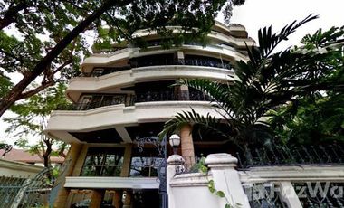 For rent 3 ベッドルーム condo in Khlong Toei, Bangkok