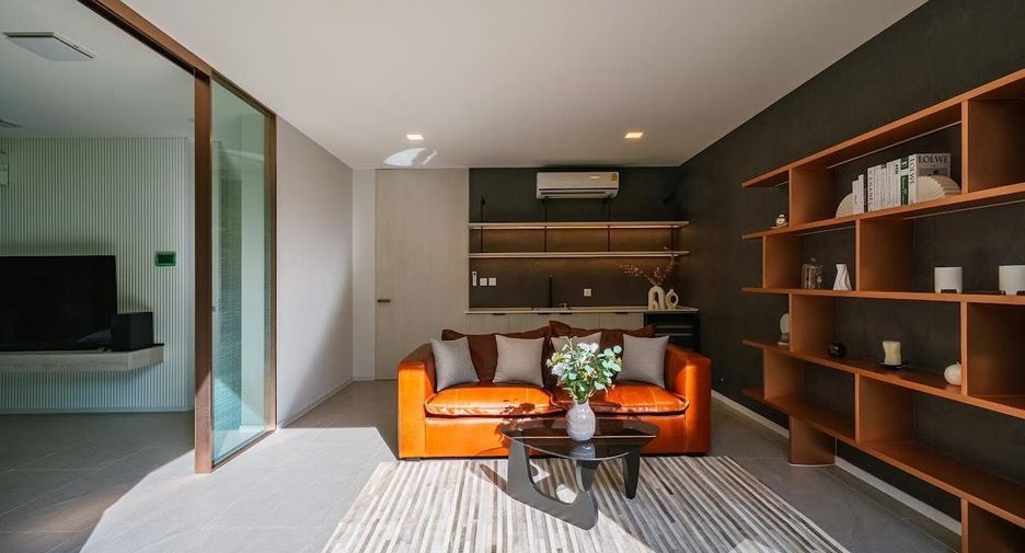 For rent 4 bedrooms house in Saphan Sung, Bangkok