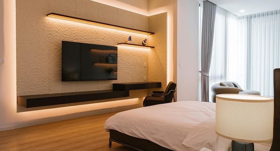 Casa en alquiler de 4 habitaciones en Saphan Sung, Bangkok