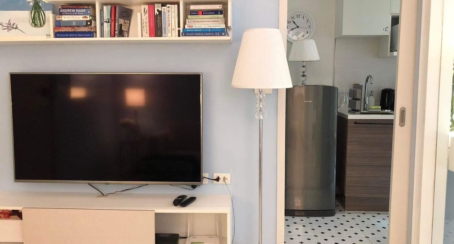 For rent 1 Beds condo in Yan Nawa, Bangkok