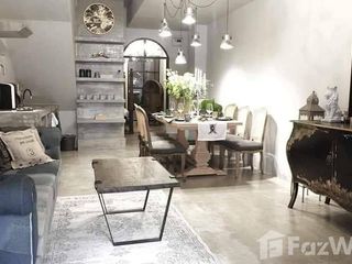 Haus zur Miete mit 3 Zimmer in Watthana, Bangkok