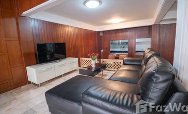 Reihenhaus zur Miete mit 5 Zimmer in Watthana, Bangkok