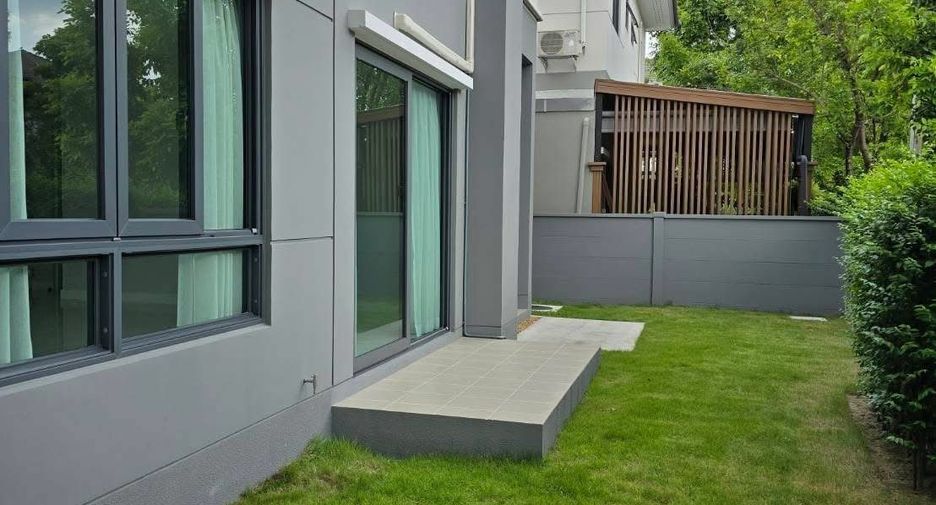 Haus zur Miete mit 4 Zimmer in Don Mueang, Bangkok