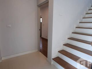 Casa en alquiler de 4 habitaciones en Don Mueang, Bangkok