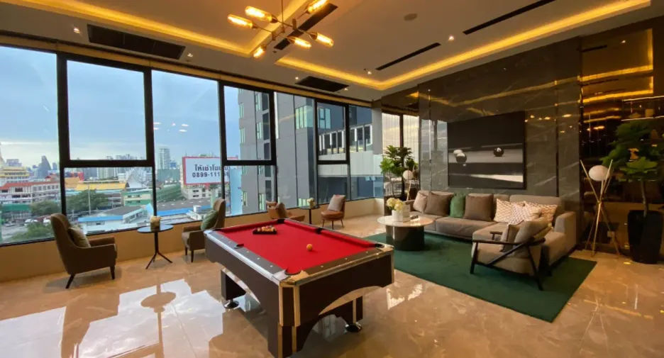 For rent 1 bed condo in Khlong Toei, Bangkok
