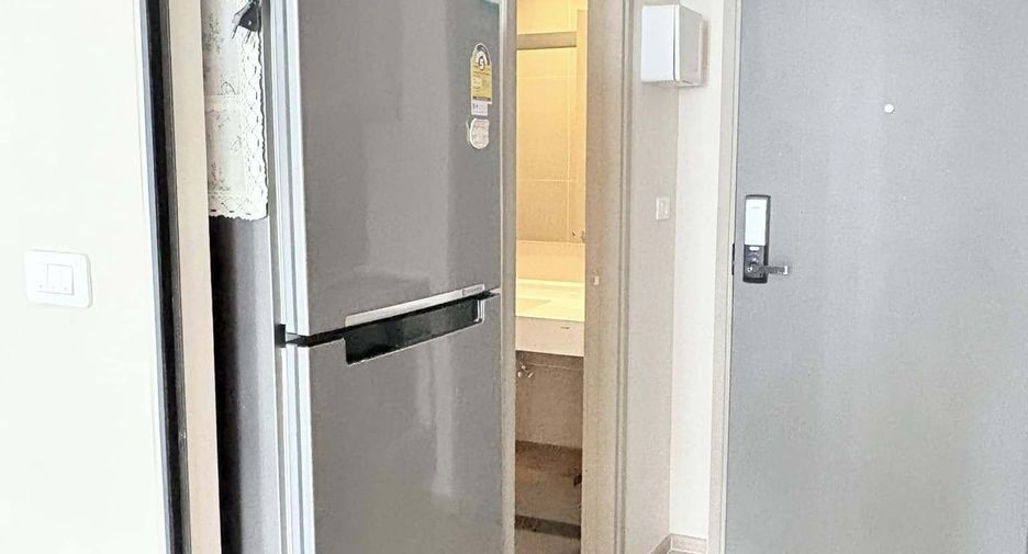 For rent studio condo in Huai Khwang, Bangkok