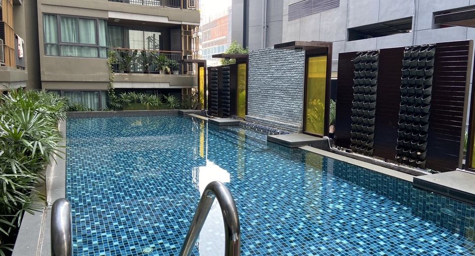 Wohnung zur Miete mit 2 Zimmer in Khlong Toei, Bangkok