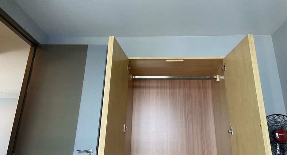 Wohnung zur Miete mit 2 Zimmer in Khlong Toei, Bangkok