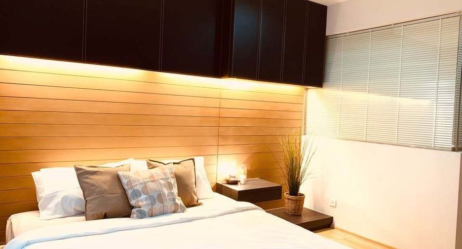 For rent 1 bed condo in Khlong Toei, Bangkok