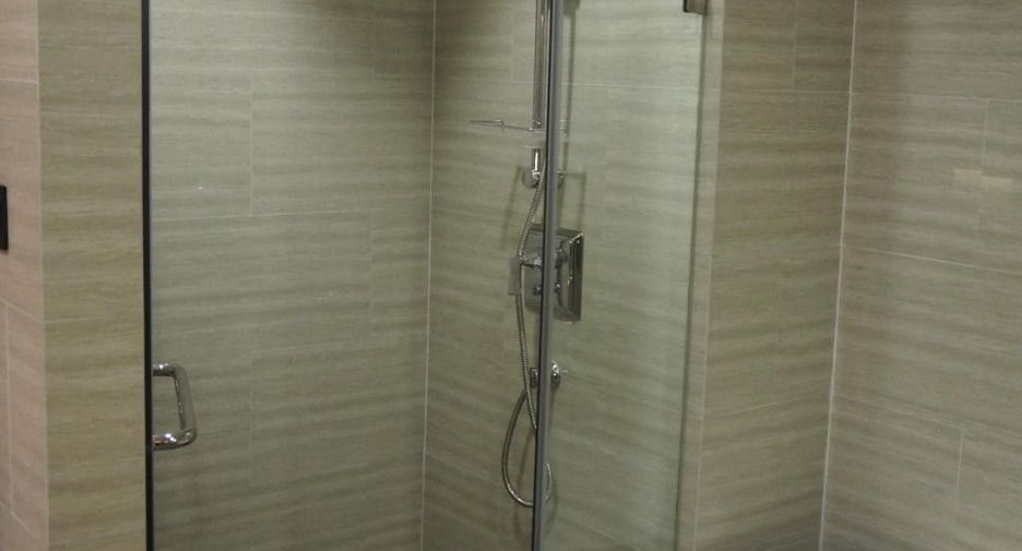 For rent 1 bed condo in Pathum Wan, Bangkok