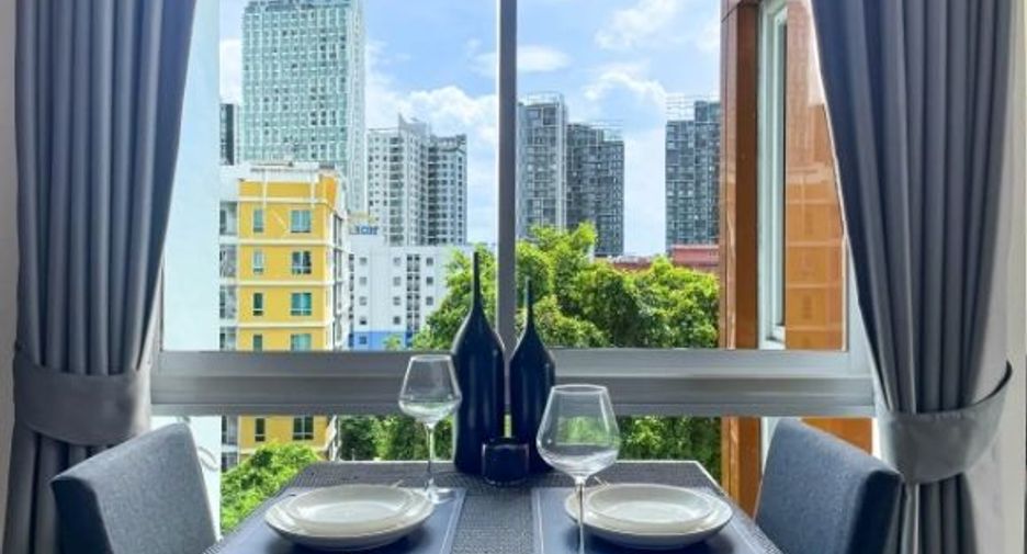 Wohnung zur Miete mit 1 Zimmer in Phra Khanong, Bangkok