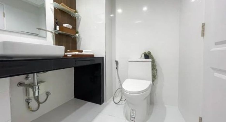 Wohnung zur Miete mit 1 Zimmer in Phra Khanong, Bangkok