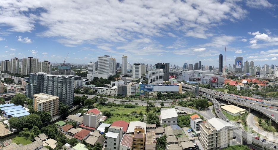 À louer 1 chambre condo à Huai Khwang, Bangkok