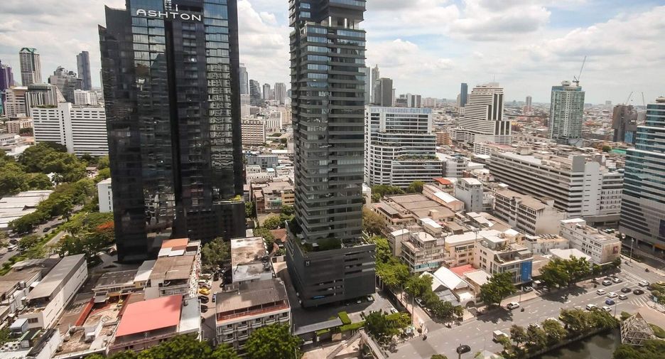For rent studio condo in Bang Rak, Bangkok