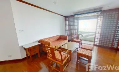 Condo en alquiler de 3 habitaciones en Watthana, Bangkok