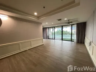 For rent 3 bedrooms condo in Pathum Wan, Bangkok